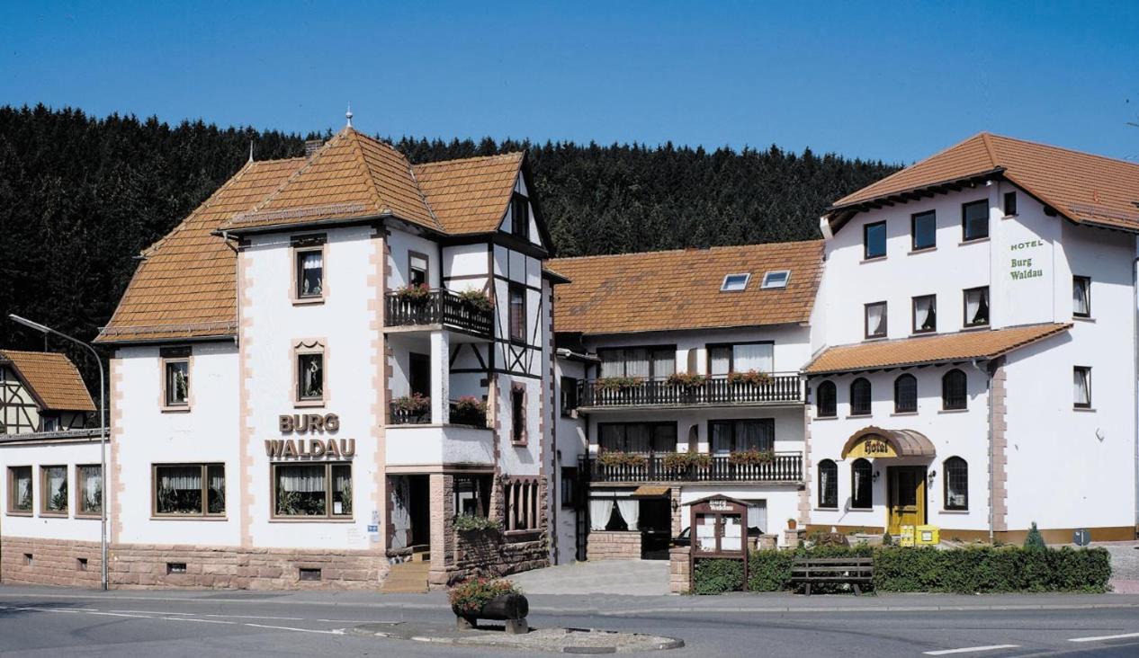Hotel Burg Waldau Grasellenbach Exteriör bild